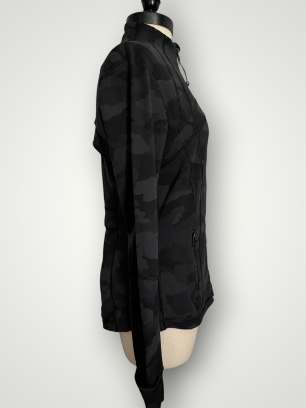 Lululemon Define Jacket - Picture 4 of 9